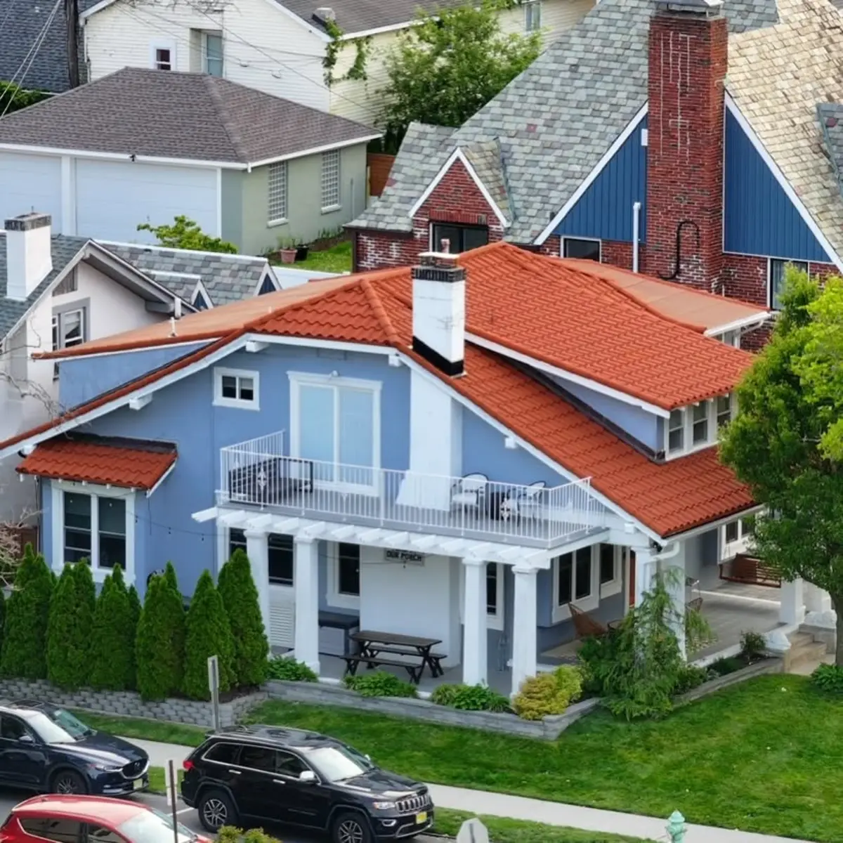Designer shingle roof on a New Jersey home